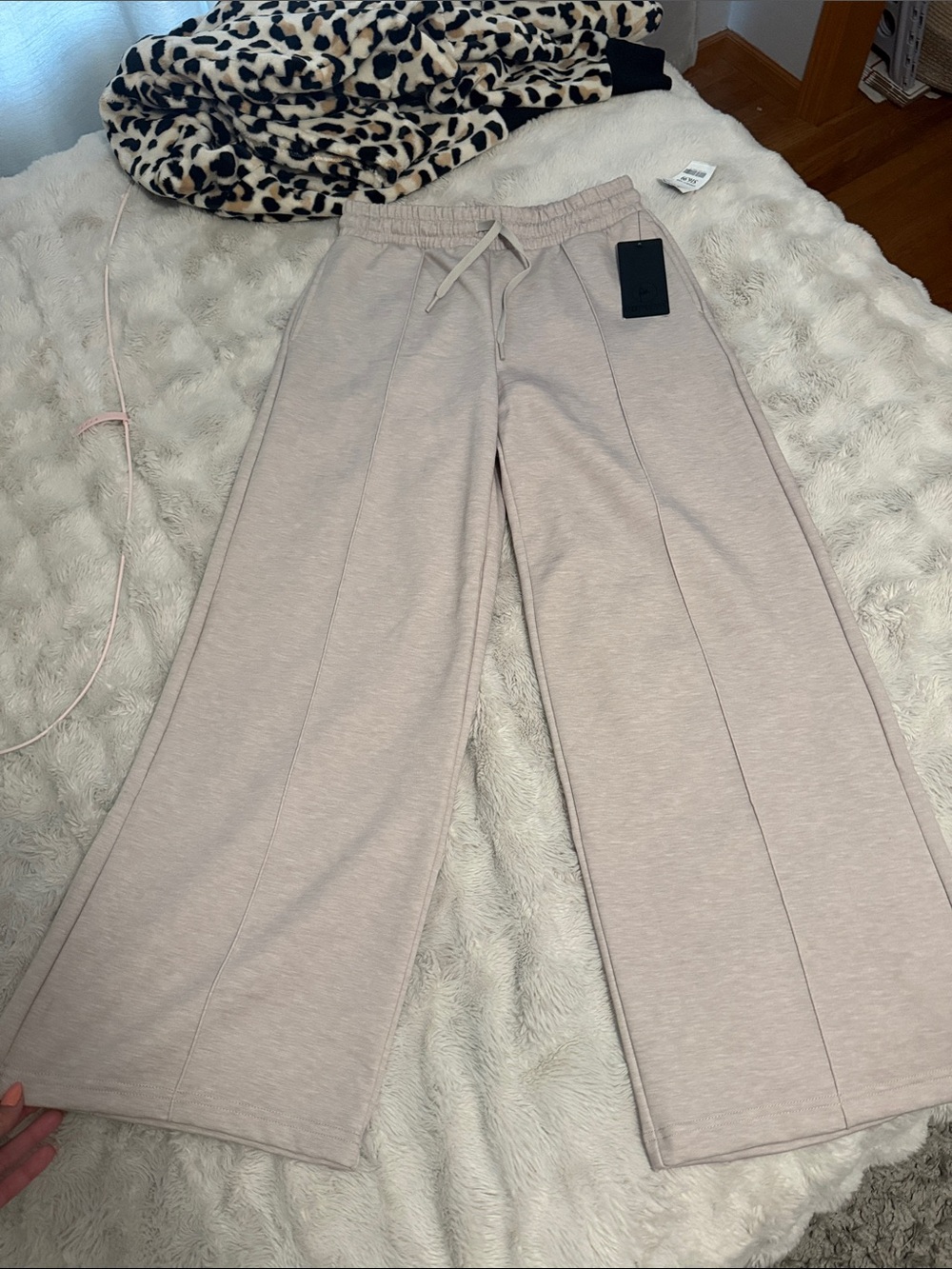 Womens Cozy Drawstring Sweatpants - Cream brand new w tags - Picture 13 of 14